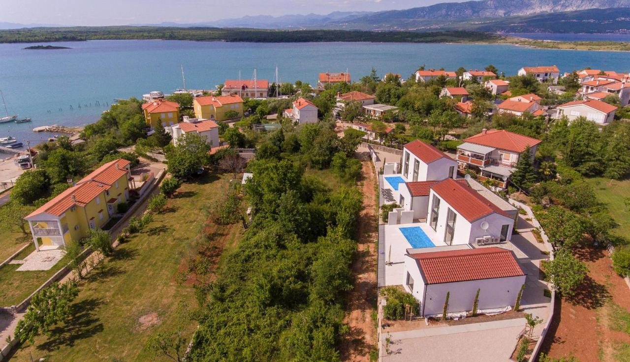 فيلا كليمنوفي Casa Bela المظهر الخارجي الصورة